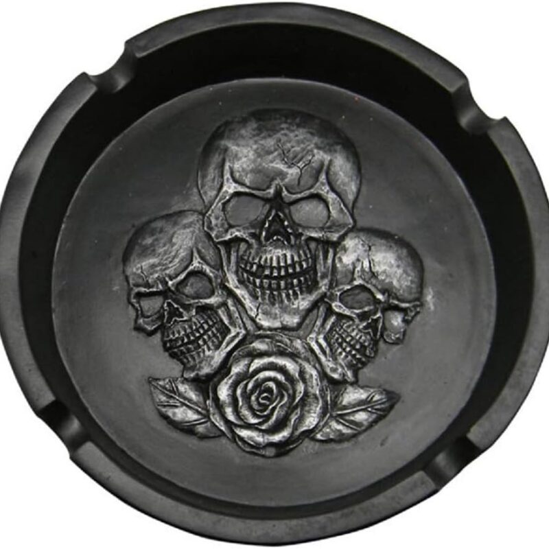 3 Skull Ashtray